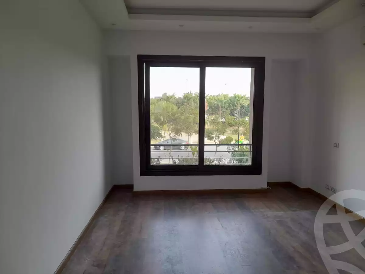 https://aqarmap.com.eg/ar/listing/3854805-for-sale-cairo-el-sheikh-zayed-city-compounds-in-sheikh-zayed-casa