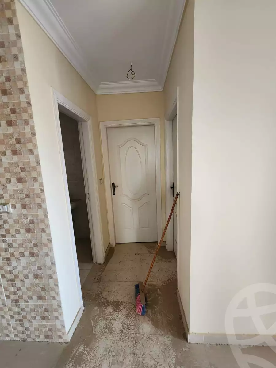 https://aqarmap.com.eg/ar/listing/3856850-for-sale-cairo-el-shorouk-skn-lshbb-63m