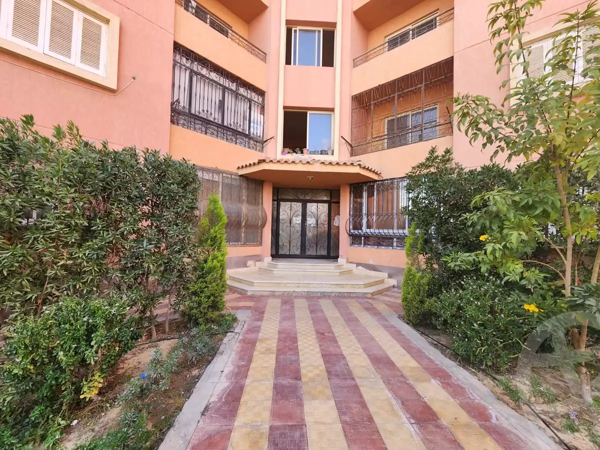 https://aqarmap.com.eg/ar/listing/3856850-for-sale-cairo-el-shorouk-skn-lshbb-63m