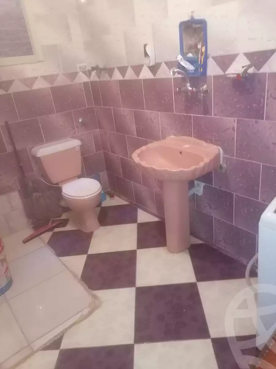 https://aqarmap.com.eg/en/listing/3857029-for-sale-alexandria-krmwz