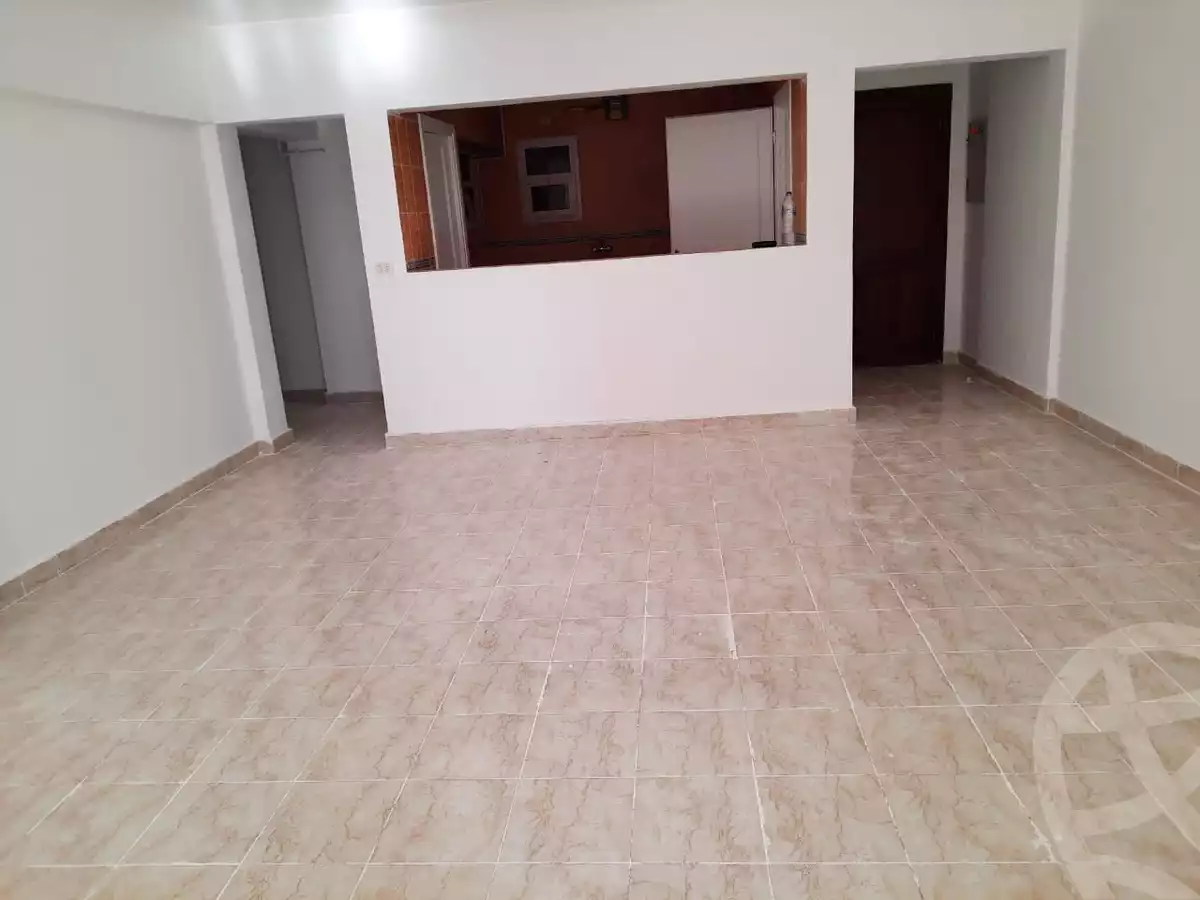 https://aqarmap.com.eg/ar/listing/3868871-for-sale-cairo-new-cairo-lrhb-city-phase-8
