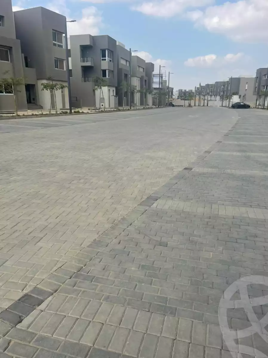 https://aqarmap.com.eg/ar/listing/3869459-for-sale-cairo-el-sheikh-zayed-city-compounds-in-sheikh-zayed-etapa