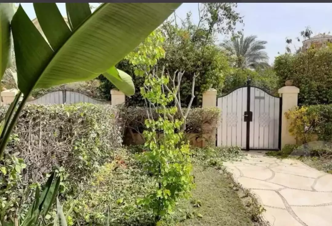 https://aqarmap.com.eg/ar/listing/3869595-for-rent-cairo-6th-of-october-compound-green-heights