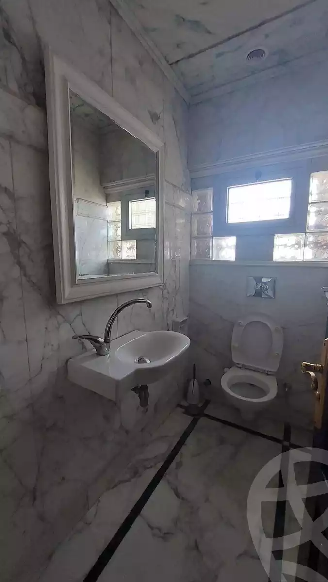 https://aqarmap.com.eg/en/listing/4113712-for-rent-cairo-dokki-kwrnysh-lnyl