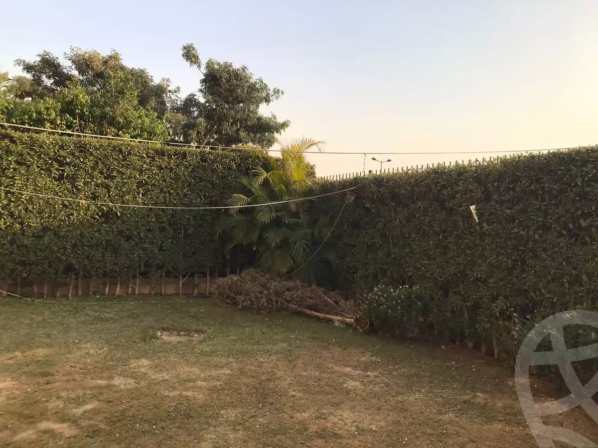 https://aqarmap.com.eg/ar/listing/3872601-for-rent-cairo-el-sheikh-zayed-city-compounds-kmbwnd-wyst-twn-swdyk