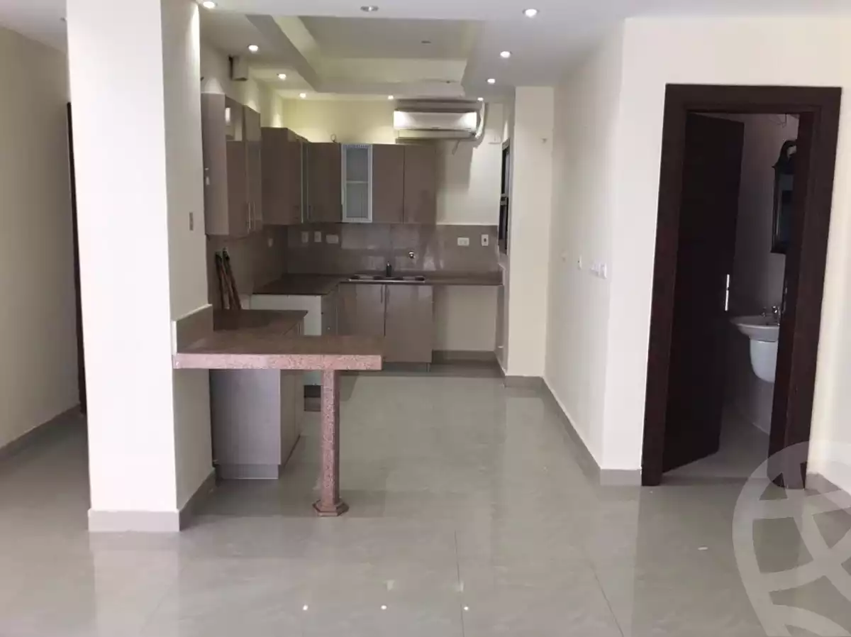 https://aqarmap.com.eg/ar/listing/3872601-for-rent-cairo-el-sheikh-zayed-city-compounds-kmbwnd-wyst-twn-swdyk