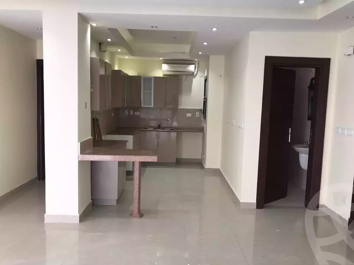 https://aqarmap.com.eg/ar/listing/3872601-for-rent-cairo-el-sheikh-zayed-city-compounds-kmbwnd-wyst-twn-swdyk