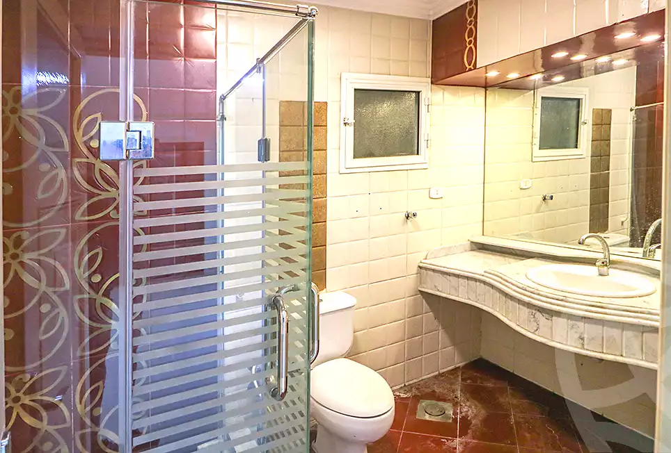 https://aqarmap.com.eg/ar/listing/3877718-for-sale-alexandria-zezenia-kasr-al-safa-st