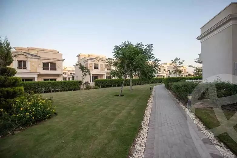 https://aqarmap.com.eg/ar/listing/3879995-for-sale-cairo-6th-of-october-compounds-mountain-view-october-park