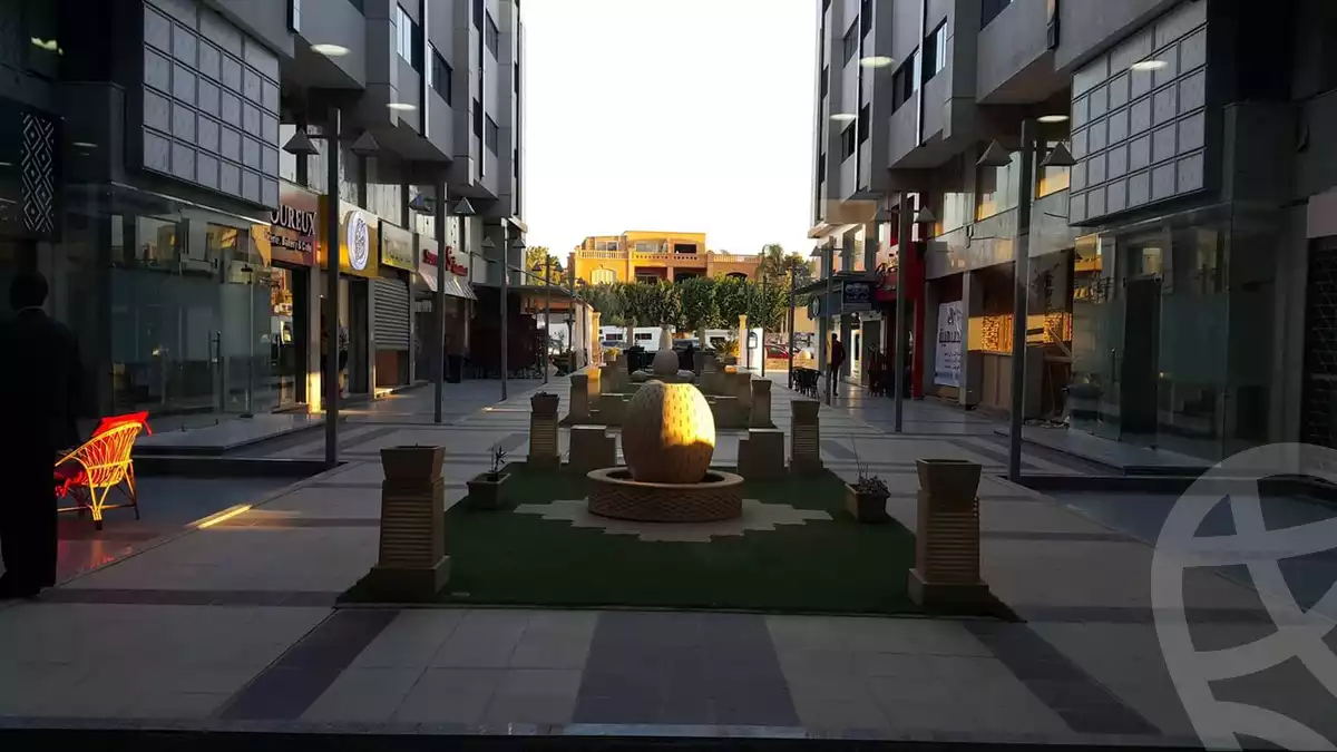 https://aqarmap.com.eg/ar/listing/3880427-for-sale-cairo-el-sheikh-zayed-city-shr-lshbb