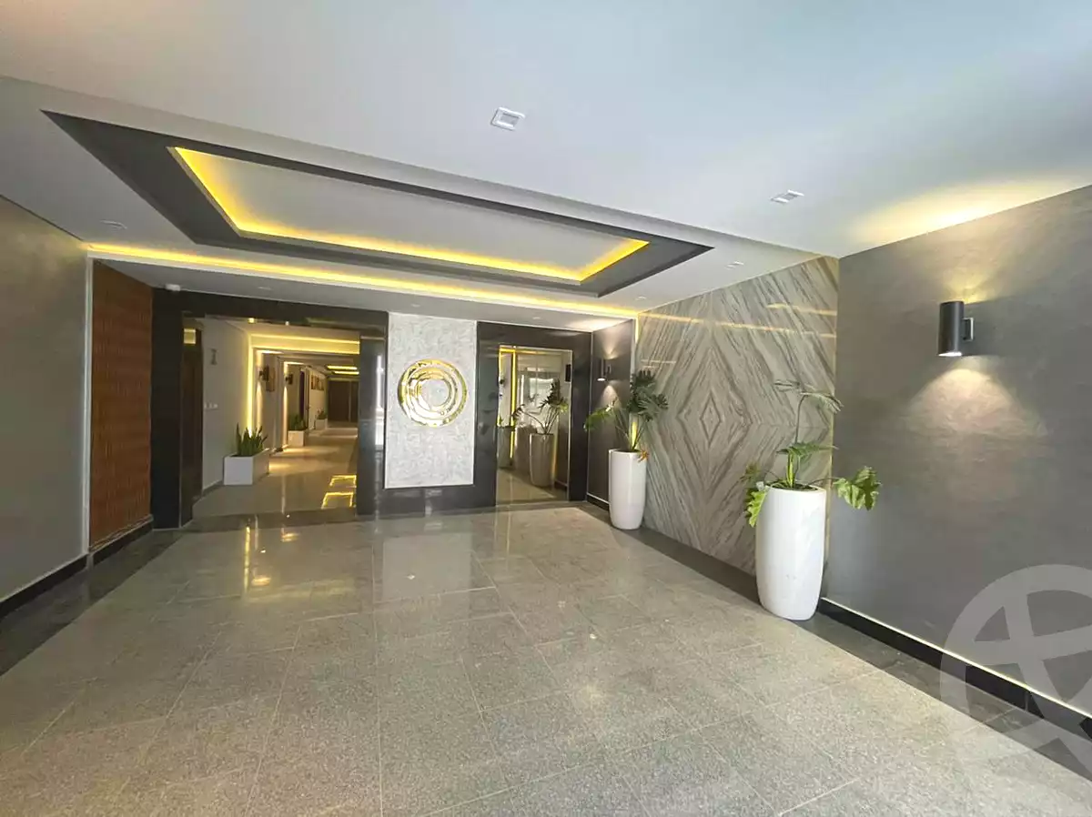 https://aqarmap.com.eg/ar/listing/3880506-for-sale-cairo-6th-of-october-compound-sun-capital
