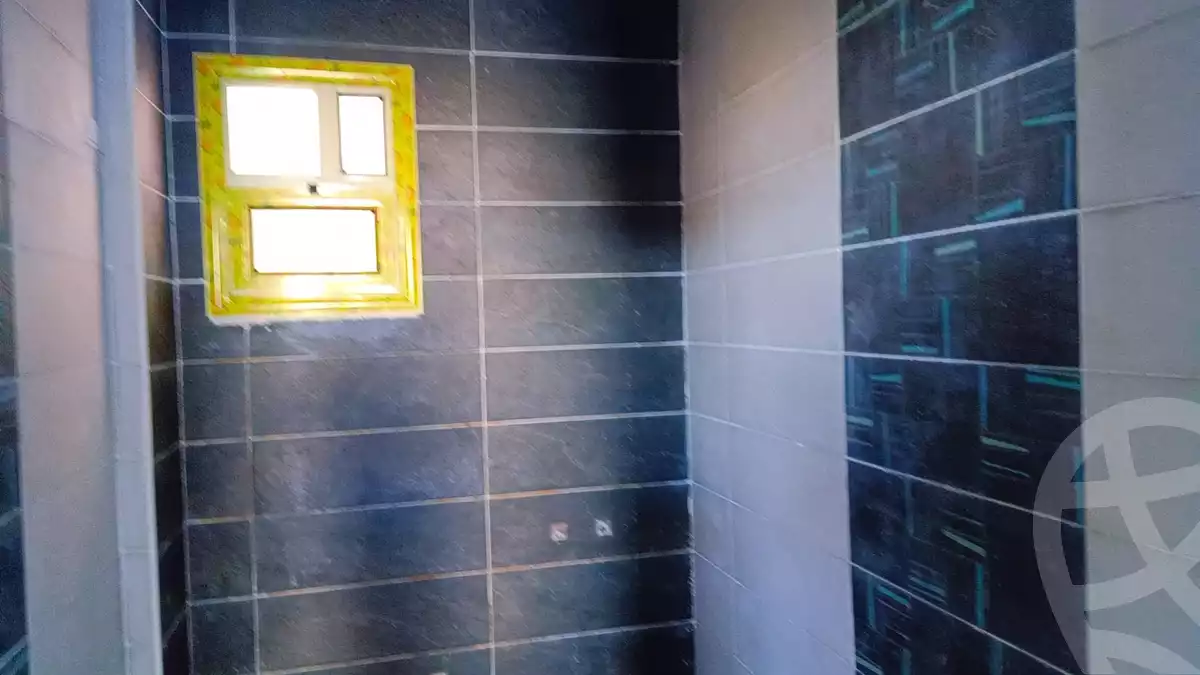 https://aqarmap.com.eg/ar/listing/3880870-for-sale-alexandria-kafr-abdo-kafr-abdou-st