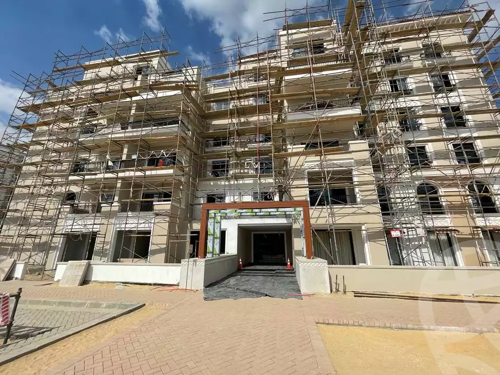 https://aqarmap.com.eg/en/listing/3881850-for-sale-cairo-el-sheikh-zayed-city-compounds-kmbwnd-fyldj-wyst-dr-llttwyr