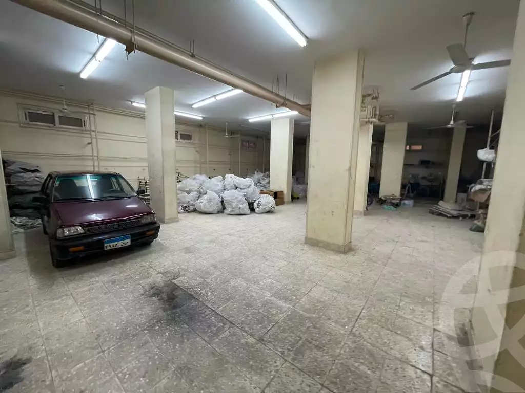 https://aqarmap.com.eg/ar/listing/3879681-for-sale-cairo-6th-of-october-el-ahyaa-neighborhood-2nd-divided-from-al-kafrawei-st