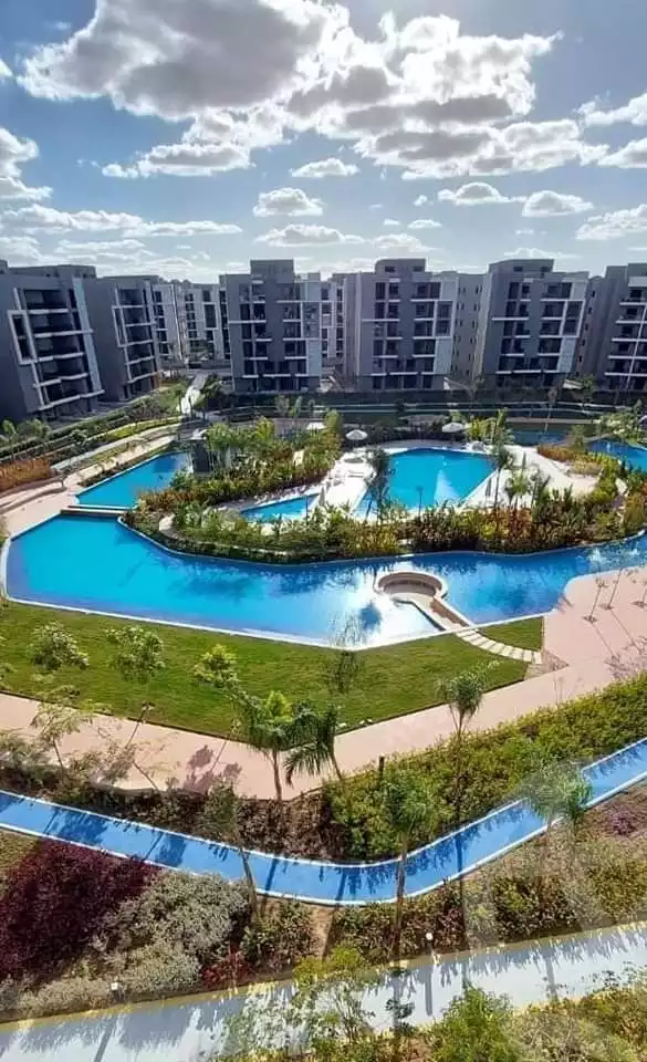 https://aqarmap.com.eg/ar/listing/3890317-for-sale-cairo-6th-of-october-compound-sun-capital