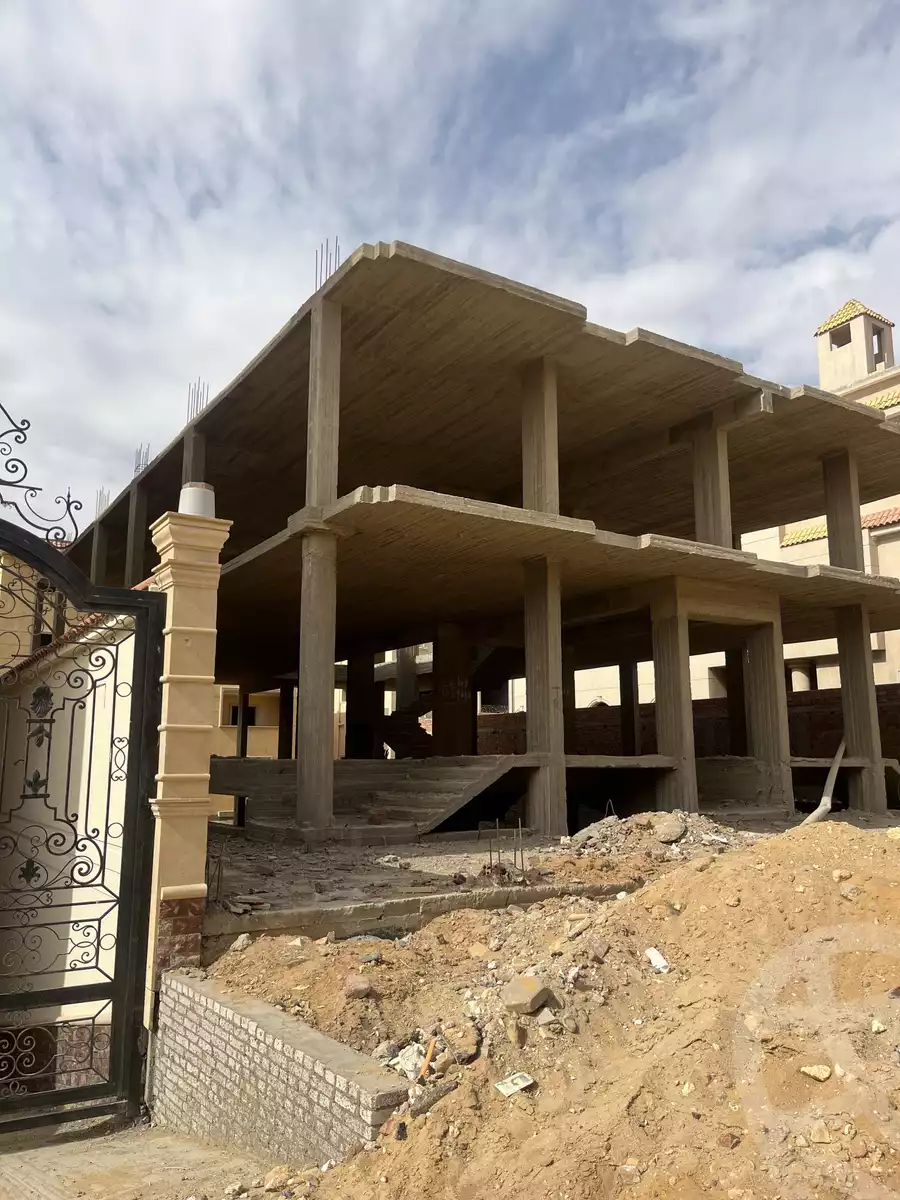 https://aqarmap.com.eg/ar/listing/3614447-for-sale-cairo-new-cairo-golden-square