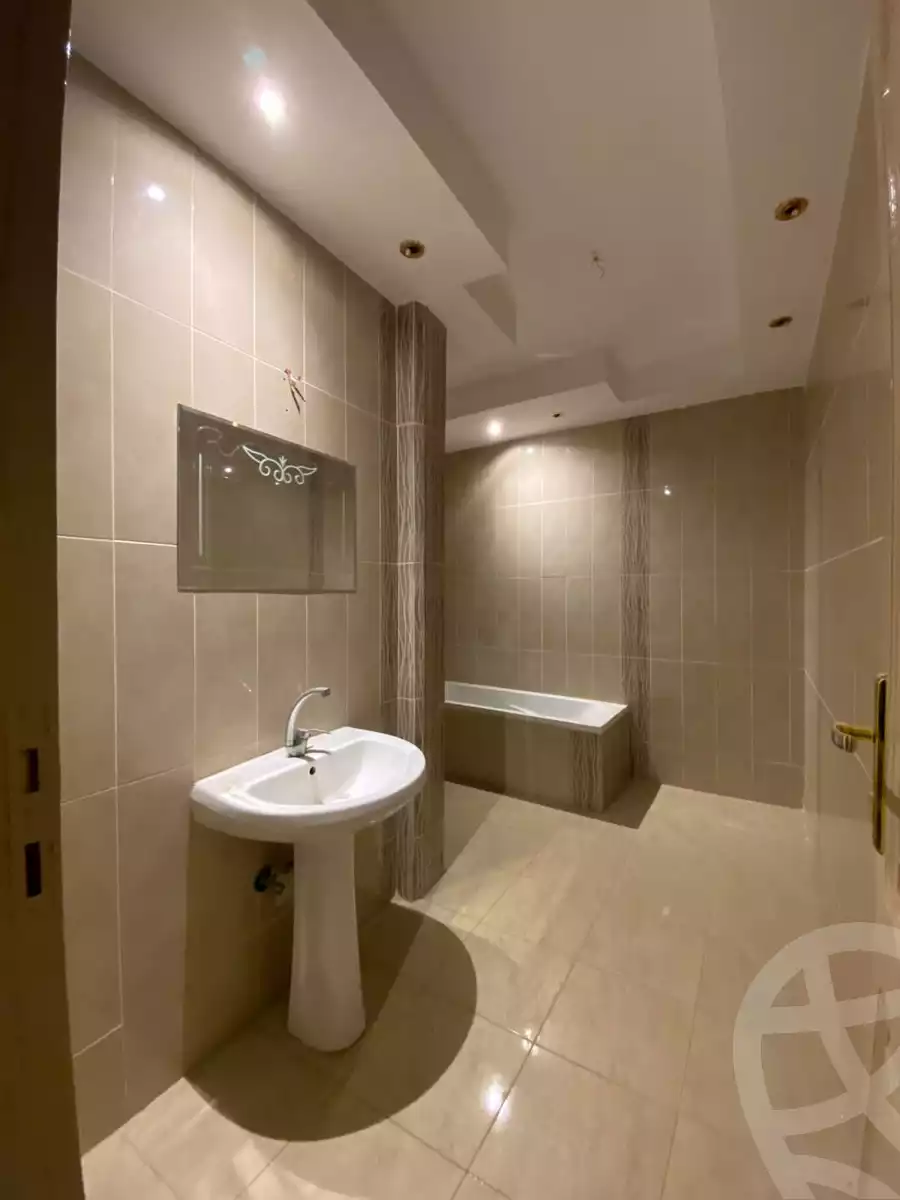 https://aqarmap.com.eg/ar/listing/3898384-for-rent-dakahlia-mansoura-samia-el-gamal-st