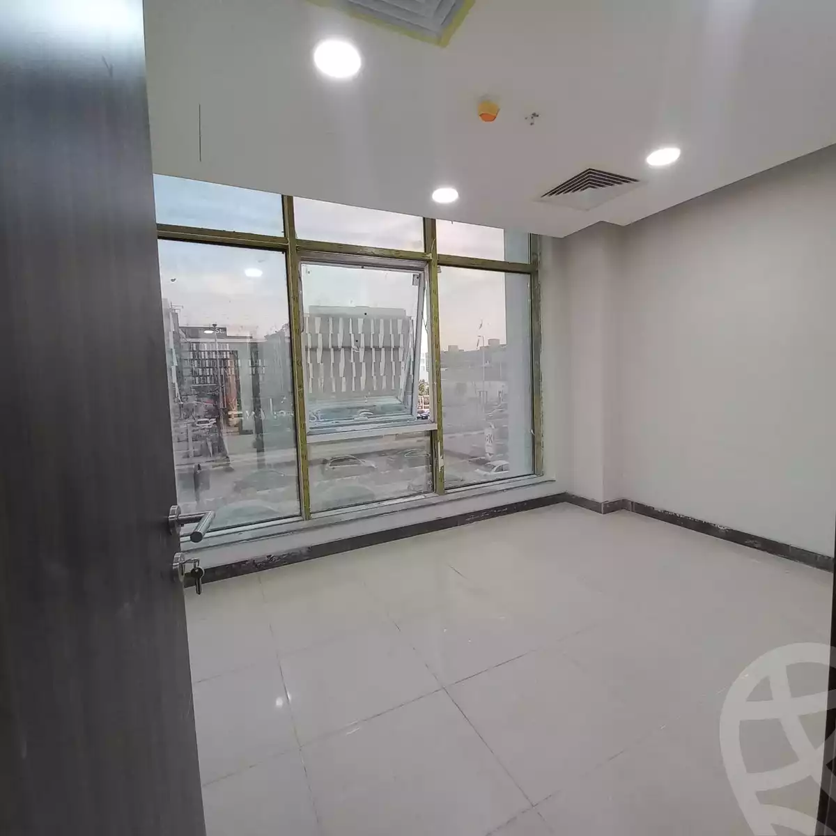 https://aqarmap.com.eg/en/listing/3902149-for-sale-cairo-el-sheikh-zayed-city-shr-lbstn