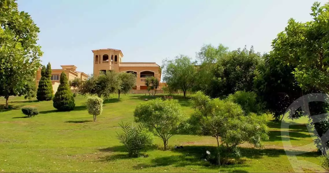 https://aqarmap.com.eg/ar/listing/3906942-for-sale-cairo-el-sheikh-zayed-city-compounds-in-sheikh-zayed-royal-meadows