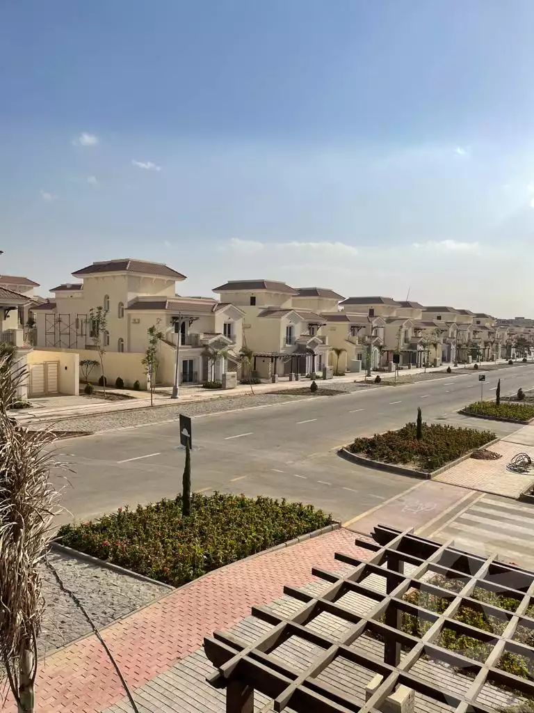 https://aqarmap.com.eg/ar/listing/3917558-for-sale-cairo-new-administrative-capital-r3-lmqsd-arjan