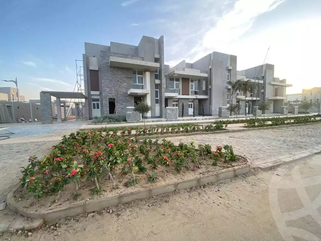 https://aqarmap.com.eg/ar/listing/3917558-for-sale-cairo-new-administrative-capital-r3-lmqsd-arjan