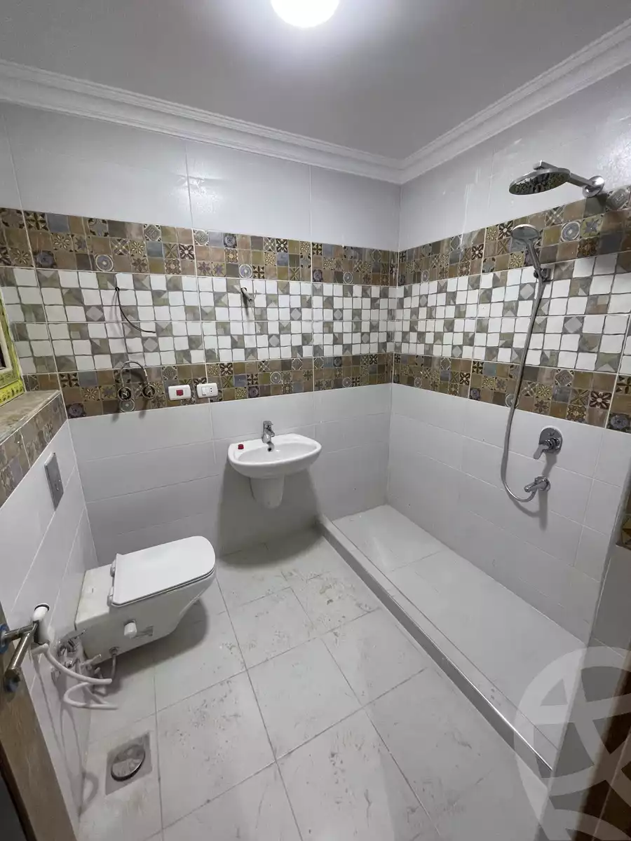 https://aqarmap.com.eg/ar/listing/3876964-for-sale-cairo-el-sheikh-zayed-city-bait-el-watan