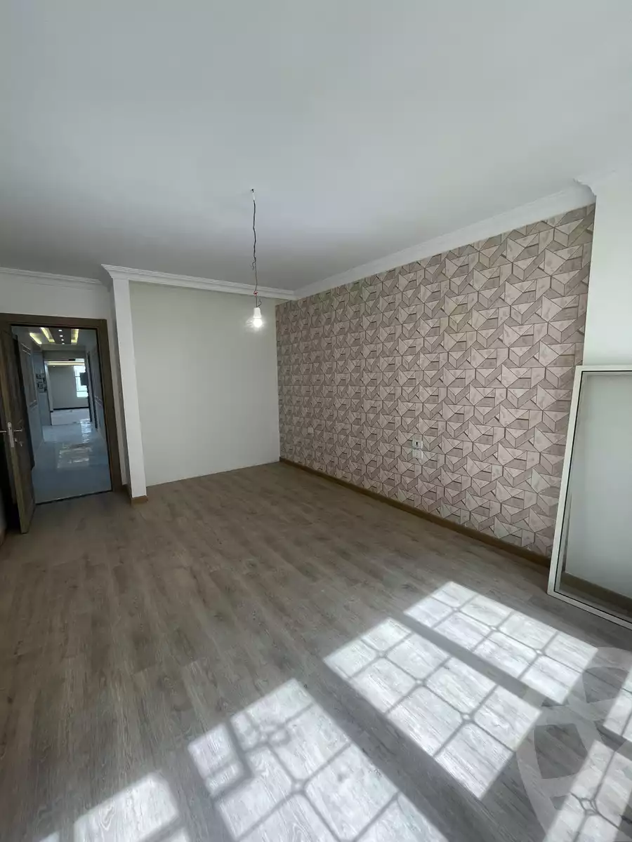 https://aqarmap.com.eg/ar/listing/3876964-for-sale-cairo-el-sheikh-zayed-city-bait-el-watan