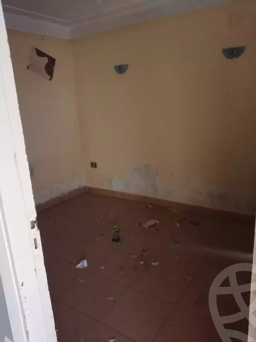 https://aqarmap.com.eg/ar/listing/3924995-for-sale-alexandria-krmwz