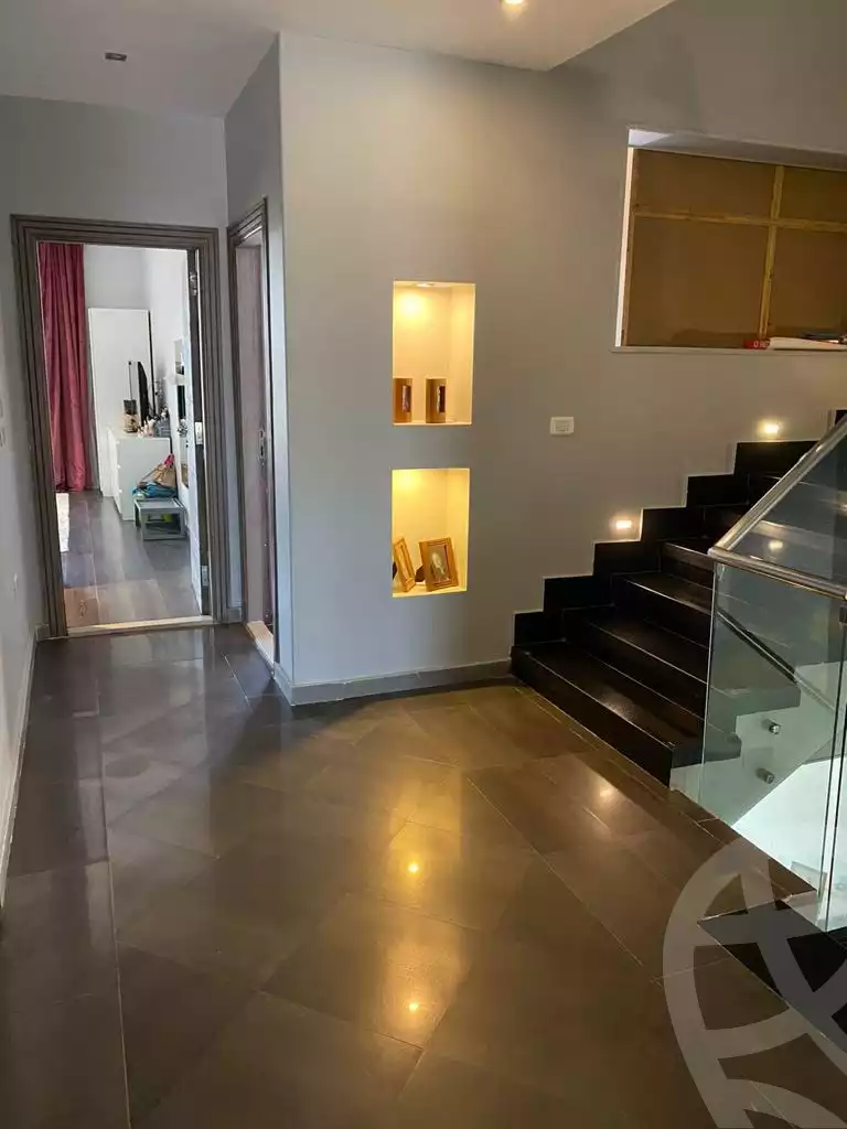 https://aqarmap.com.eg/ar/listing/3952969-for-rent-cairo-el-sheikh-zayed-city-compounds-in-sheikh-zayed-royal-meadows