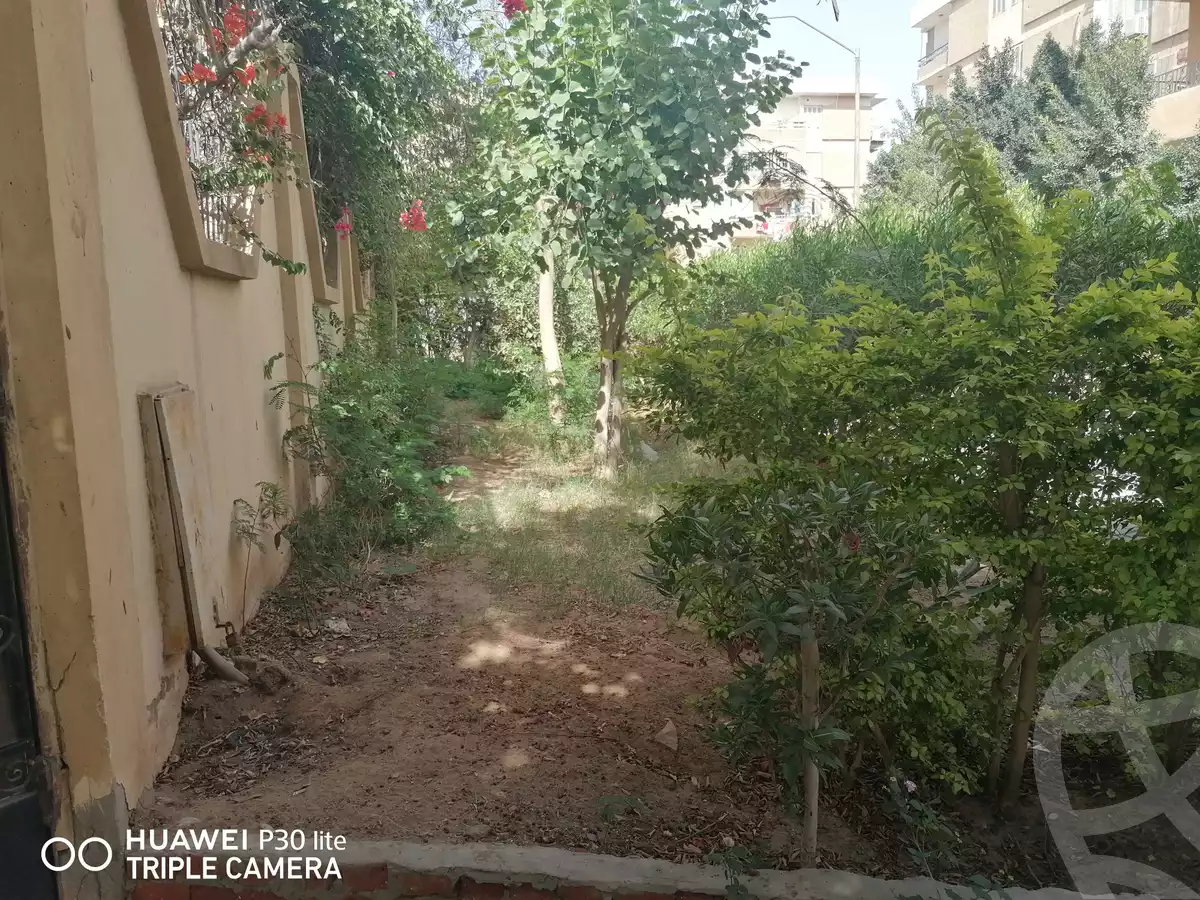 https://aqarmap.com.eg/en/listing/6446752-for-sale-cairo-6th-of-october-el-ahyaa-neighborhood-3rd-street-7