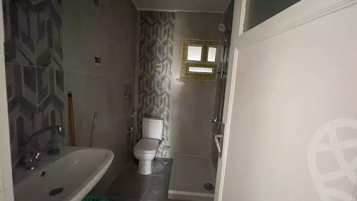 https://aqarmap.com.eg/ar/listing/3965545-for-rent-cairo-el-maadi-brj-thmn