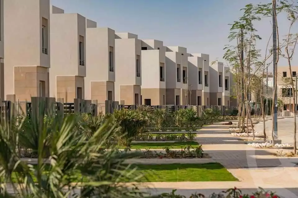 https://aqarmap.com.eg/en/listing/4368023-for-sale-cairo-6th-of-october-compound-the-crown