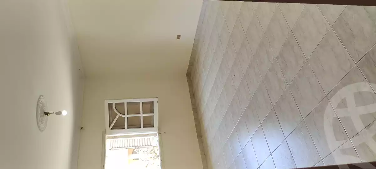 https://aqarmap.com.eg/ar/listing/3979087-for-sale-cairo-mokattam-shareaa-9