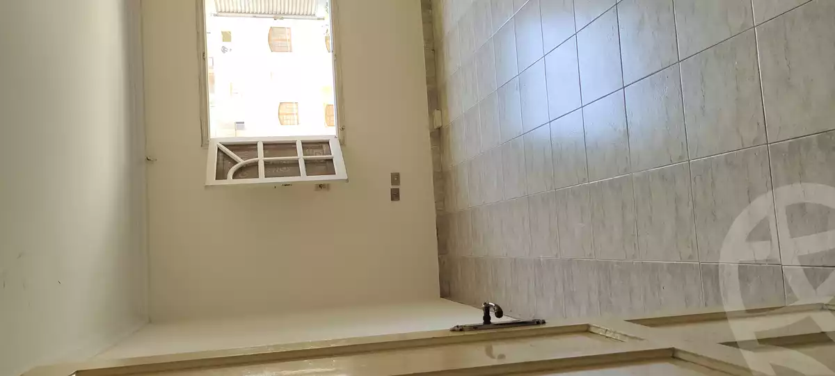 https://aqarmap.com.eg/ar/listing/3979087-for-sale-cairo-mokattam-shareaa-9