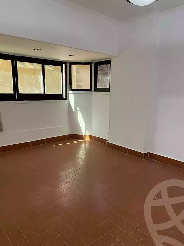 https://aqarmap.com.eg/en/listing/3984373-for-sale-cairo-nasr-city-mostafa-el-nahaas-st