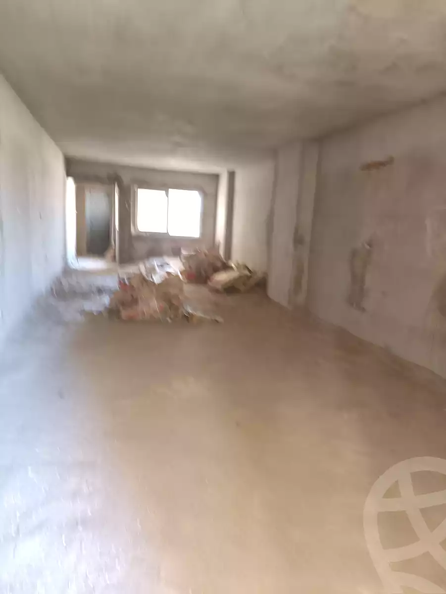 https://aqarmap.com.eg/ar/listing/3990146-for-sale-cairo-al-oubour-tryq-msr-sm-yly-lshrwy-moon-city