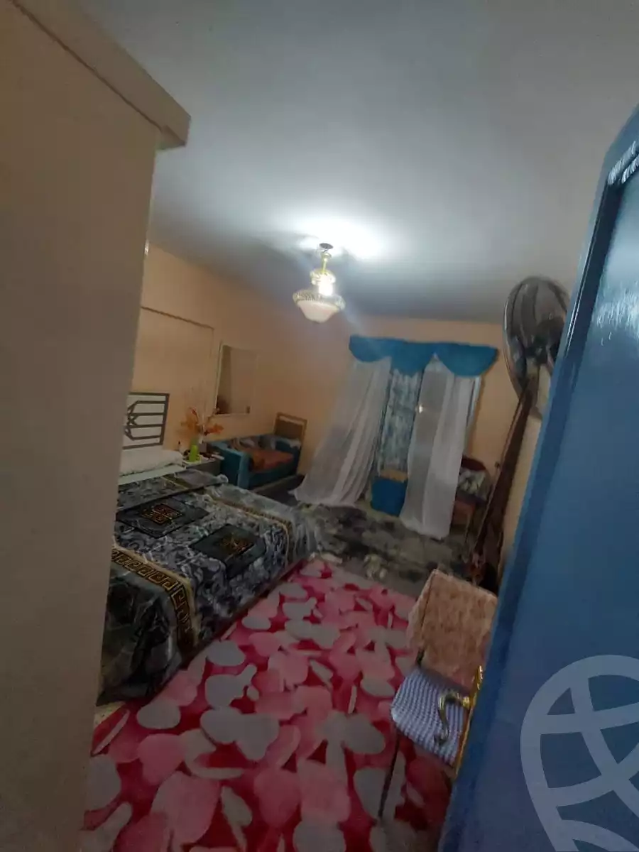 https://aqarmap.com.eg/ar/listing/3992832-for-sale-cairo-el-sheikh-zayed-city-el-hay-elawel-street-10