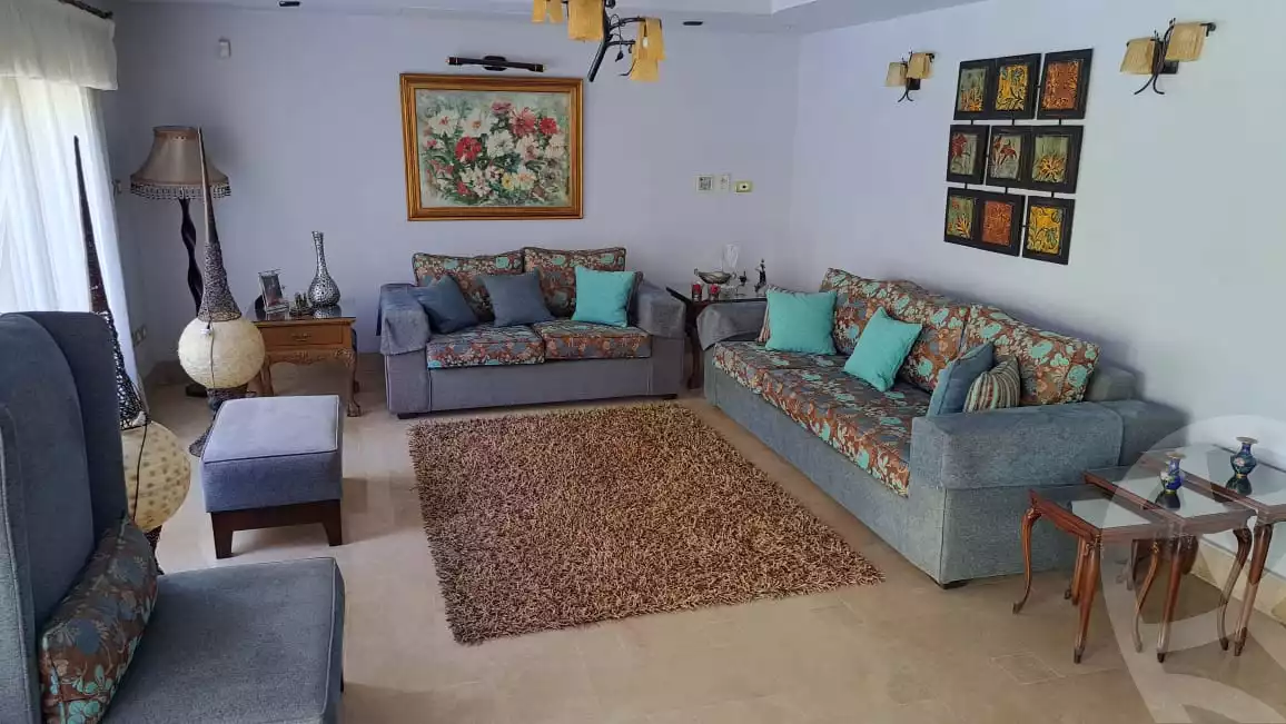 https://aqarmap.com.eg/en/listing/4348336-for-sale-cairo-6th-of-october-compound-royal-hills