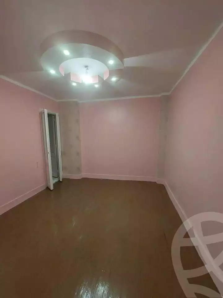 https://aqarmap.com.eg/ar/listing/3997285-for-sale-alexandria-miami-mahmoud-el-isawy-st