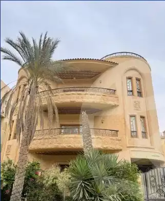 https://aqarmap.com.eg/ar/listing/3997834-for-sale-cairo-new-cairo-ltjm-lkhms-el-ahyaa-second-neighborhood-street-66