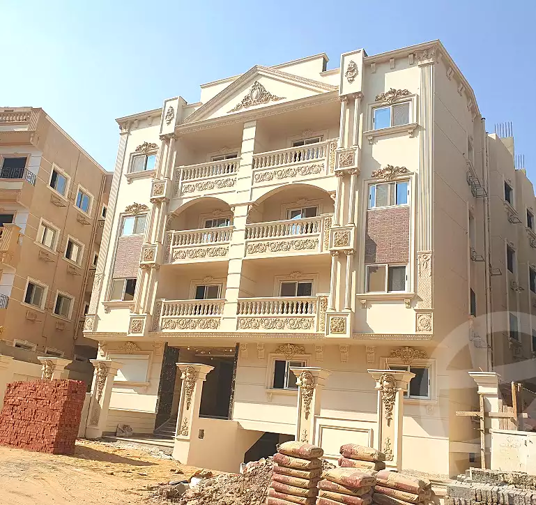 https://aqarmap.com.eg/ar/listing/4003937-for-sale-cairo-el-sheikh-zayed-city-bait-el-watan