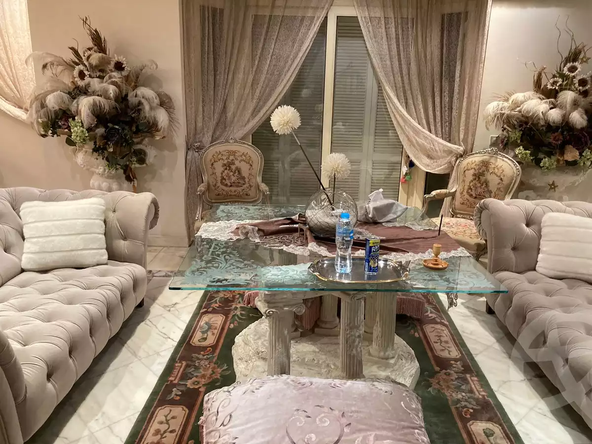 https://aqarmap.com.eg/ar/listing/4383945-for-sale-cairo-el-sheikh-zayed-city-compounds-in-sheikh-zayed-el-rabwa
