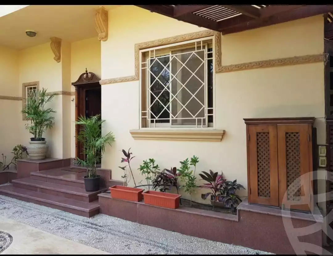 https://aqarmap.com.eg/en/listing/4023211-for-sale-cairo-new-cairo-compounds-moon-valley-2