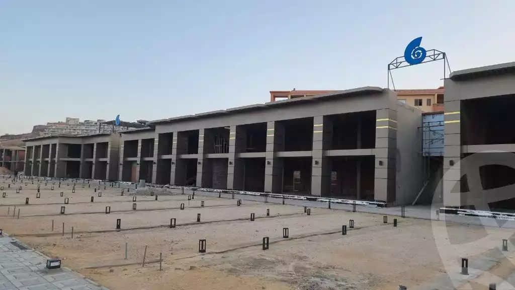 https://aqarmap.com.eg/ar/listing/4025935-for-sale-ain-elsokhna-tryq-l-yn-lskhn-lz-frn
