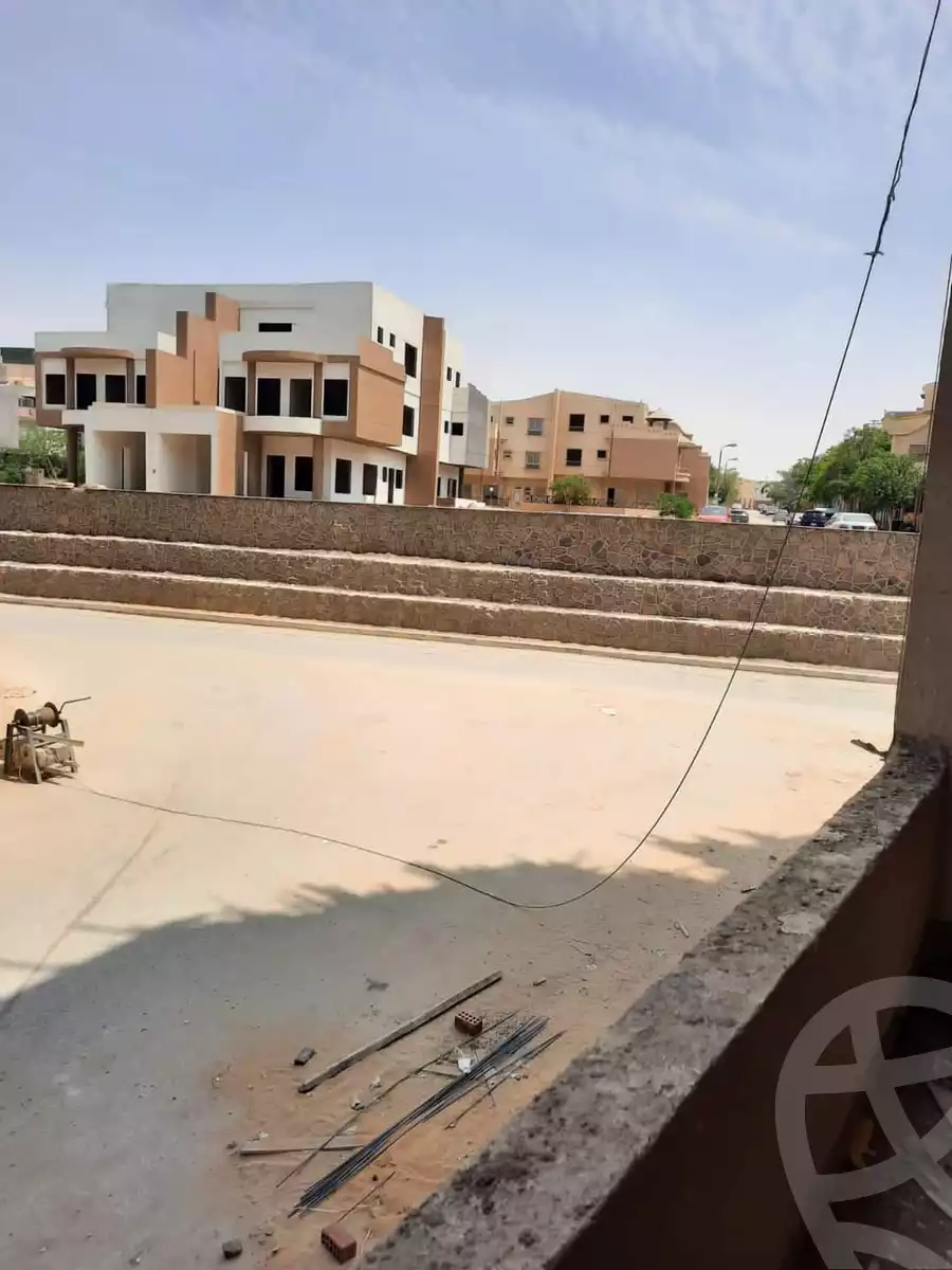 https://aqarmap.com.eg/en/listing/4026675-for-sale-cairo-mokattam-compounds-kmbwnd-jwldn-jyts