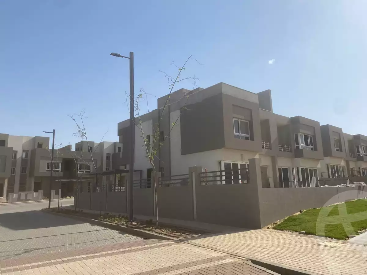 https://aqarmap.com.eg/en/listing/4029680-for-sale-cairo-el-sheikh-zayed-city-compounds-in-sheikh-zayed-etapa