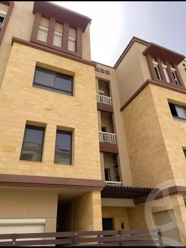 https://aqarmap.com.eg/en/listing/4031358-for-sale-cairo-6th-of-october-compound-green-5