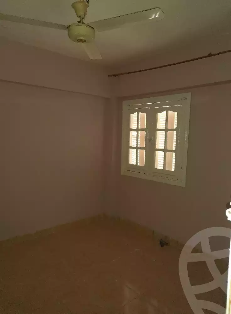 https://aqarmap.com.eg/ar/listing/4031476-for-rent-cairo-el-sayyeda-zeinab-omar-khayrat-st