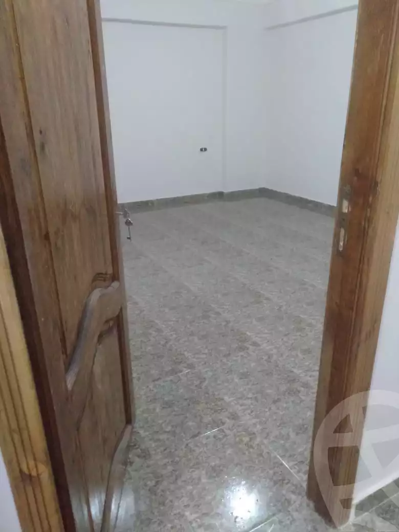 https://aqarmap.com.eg/en/listing/4036697-for-sale-alexandria-bw-qyr-street-25
