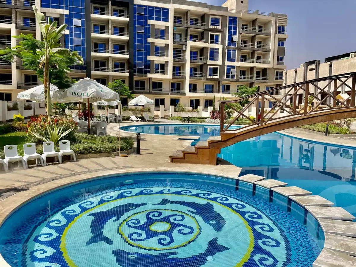 https://aqarmap.com.eg/ar/listing/4038257-for-sale-cairo-6th-of-october-hadaeq-october-kmbwnd-fy-hdyq-ktwbr-isola